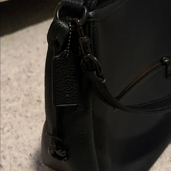 Coach Cary Black Leather Shoulder Bag - Picture 2 of 11